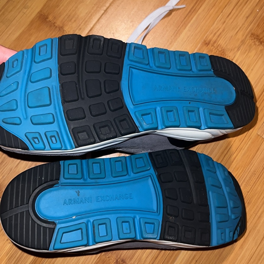 Gently used Armani exchange sports shoe - Picture 4 of 5
